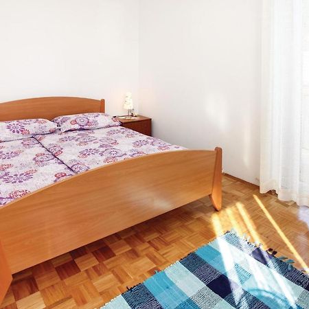 Awesome Apartment In Portoroz With Wifi Luaran gambar