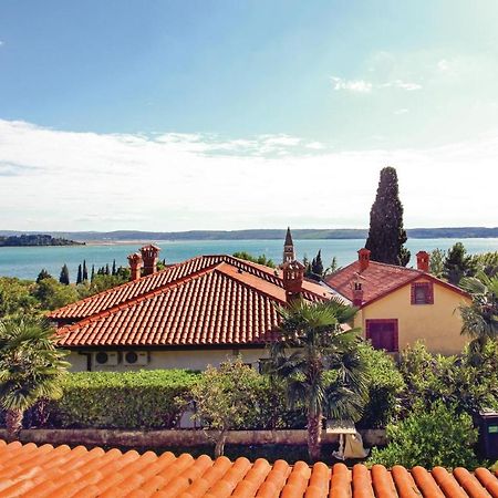 Awesome Apartment In Portoroz With Wifi Luaran gambar
