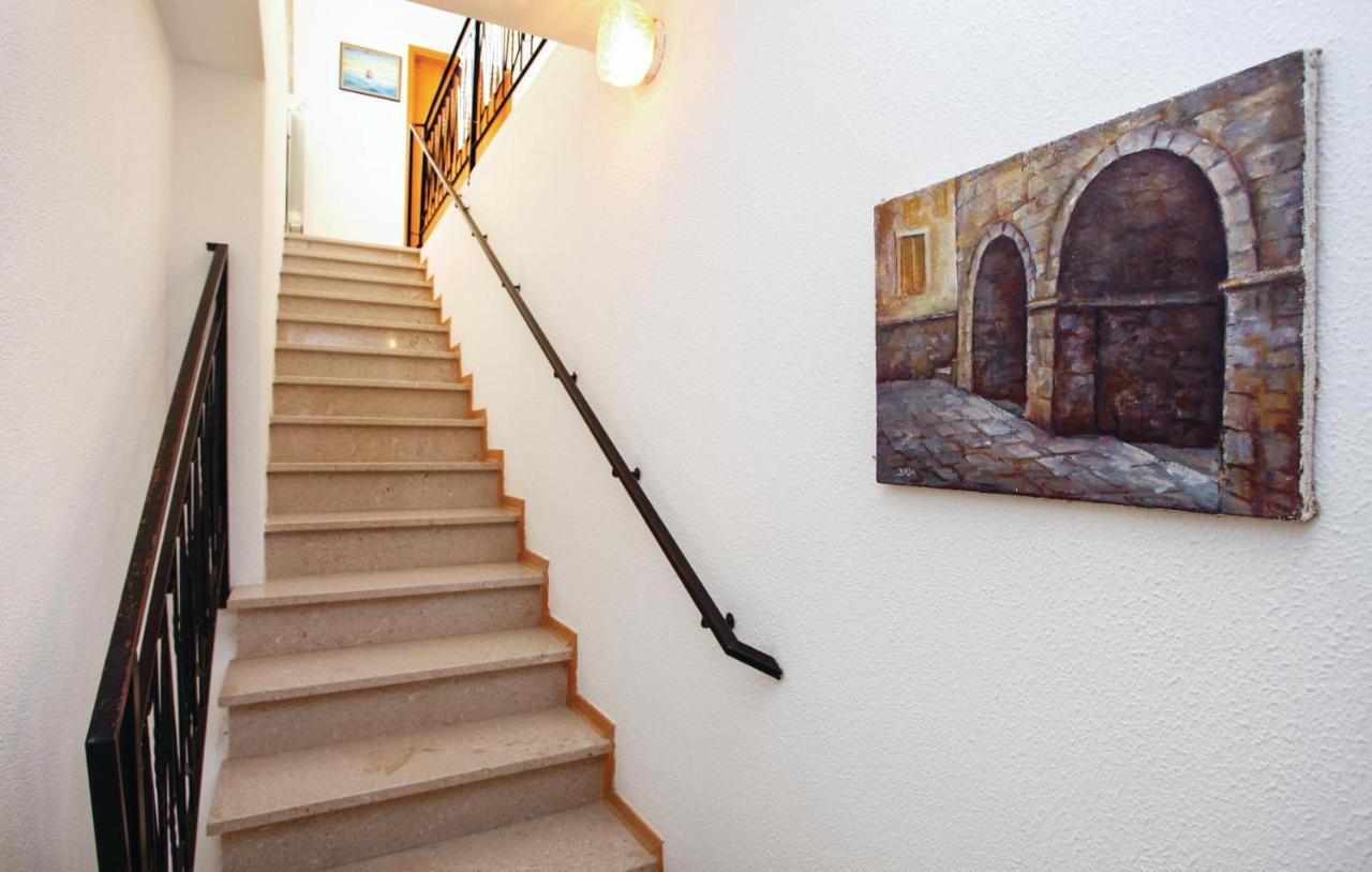 Awesome Apartment In Portoroz With Wifi Luaran gambar